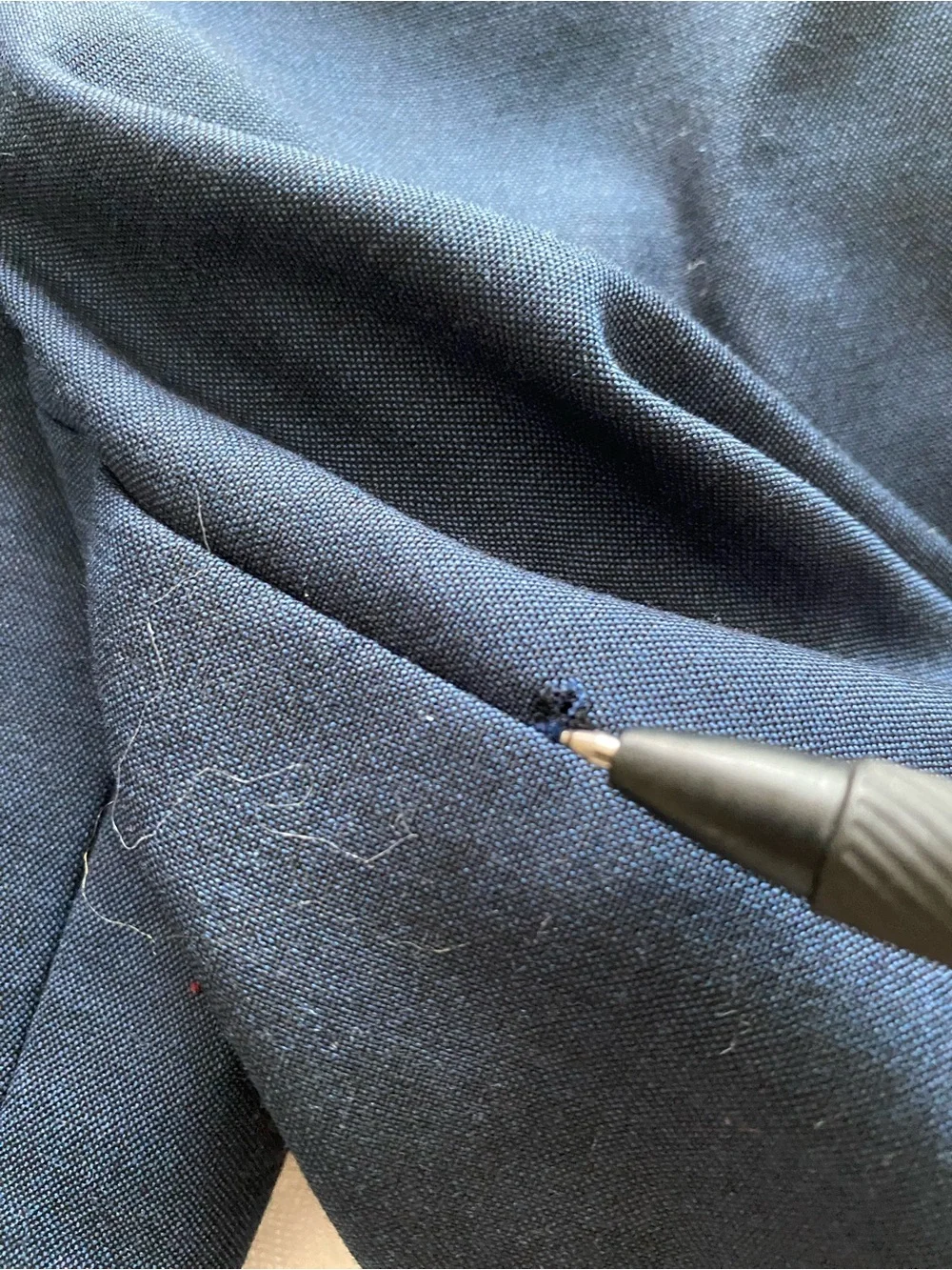 Men's Navy Blue Single-Breasted Blazer with Red Lining